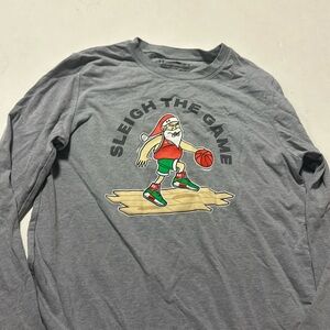 Under Armour youth medium Christmas Santa basketball long sleeve super unique